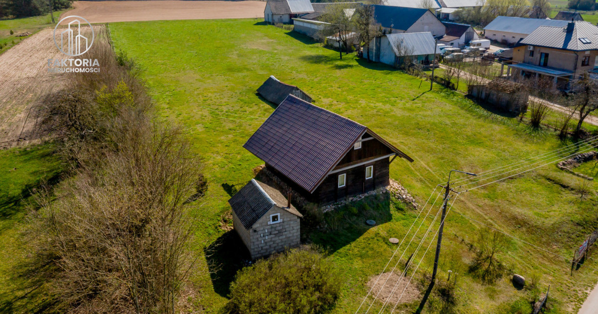 Urokliwa działka o powierzchni 3650 m² z domem