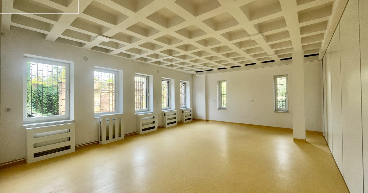 Warszawa – wyjątkowy lokal usługowy, Torwar