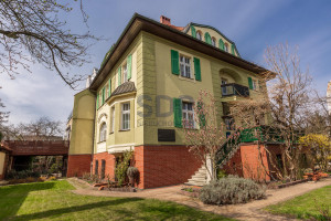 Dom na sprzedaż 587m2 Wrocław Krzyki Mariana Rapackiego - zdjęcie 3