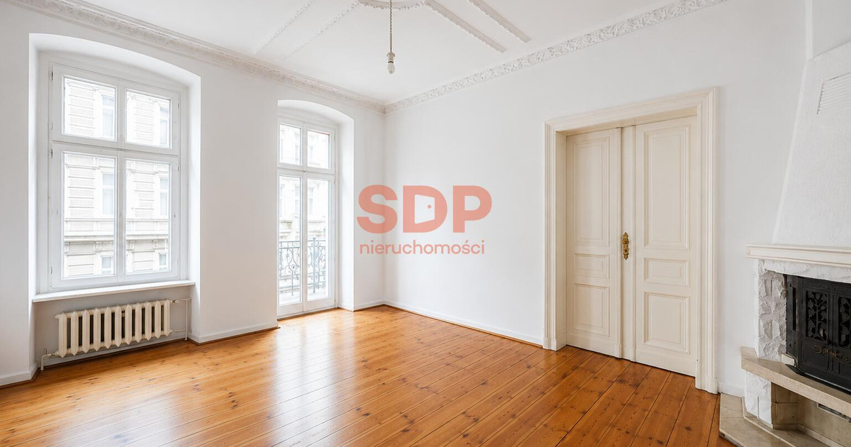 Przestronne 112 m² w klimatycznej kamienicy dla Twojej firmy