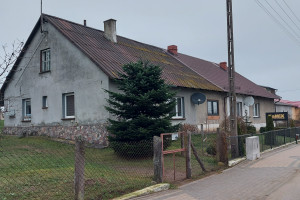 Dom na sprzedaż 74m2 bytowski Czarna Dąbrówka Karwno - zdjęcie 2