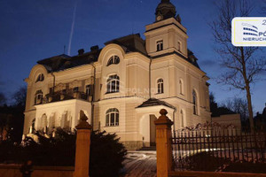 Dom na sprzedaż 1770m2 Bielsko-Biała Adama Mickiewicza - zdjęcie 1