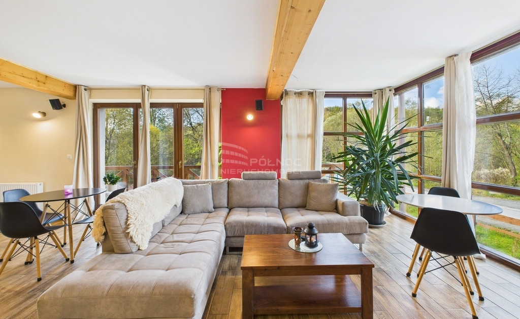 Luksusowy Pensjonat 409 m² z Pełnym Wyposażeniem