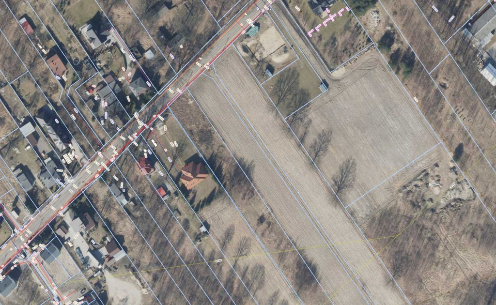 Olechowska: Teren inwestycyjny, bud. jednorodzinne