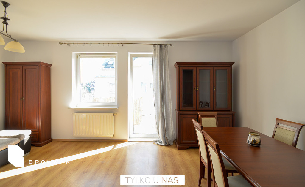 Poranna kawa na balkonie, kampus UAM za rogiem