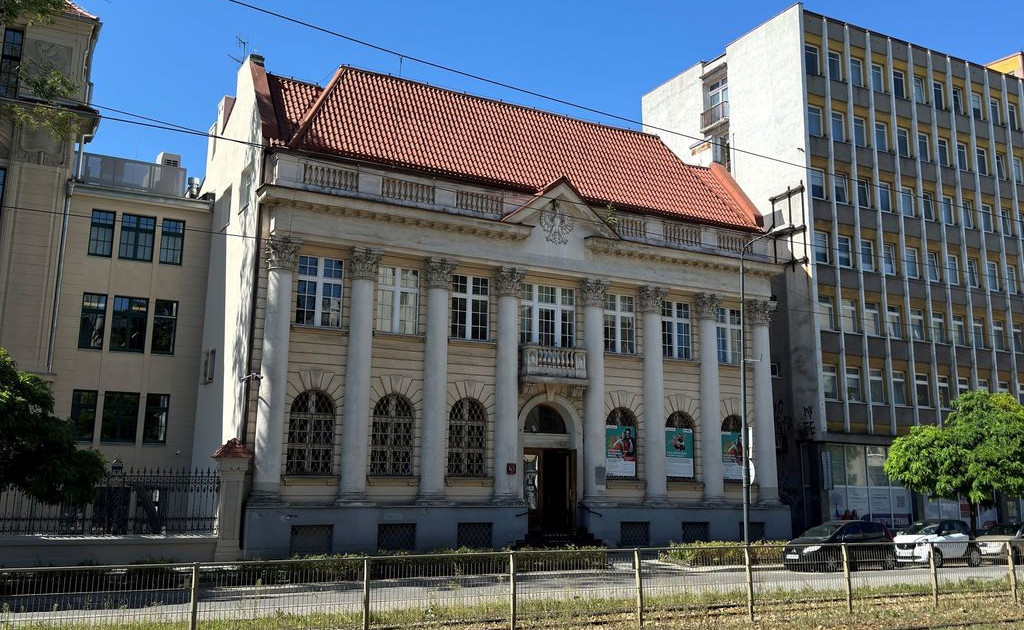 Bardzo dobra lokalizacja