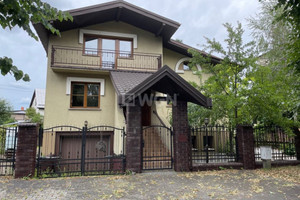Dom na sprzedaż 215m2 wieluński Wieluń - zdjęcie 1