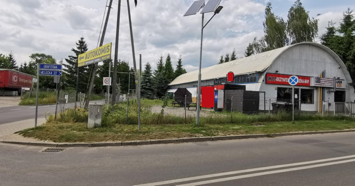 WYNAJMĘ DZIAŁKĘ NA MIERZYNIE NAROŻNIK PRZY DRODZE