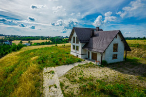 Dom na sprzedaż 150m2 kartuski Sierakowice - zdjęcie 2