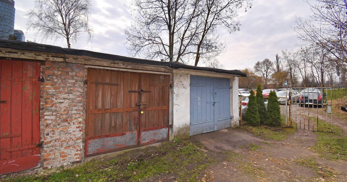 Garaż murowany, ul. Opolska blisko ul. Gundmanna