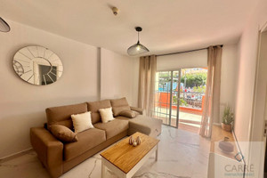 Mieszkanie na sprzedaż 57m2 Wyspy Kanaryjskie Santa Cruz de Tenerife - zdjęcie 2