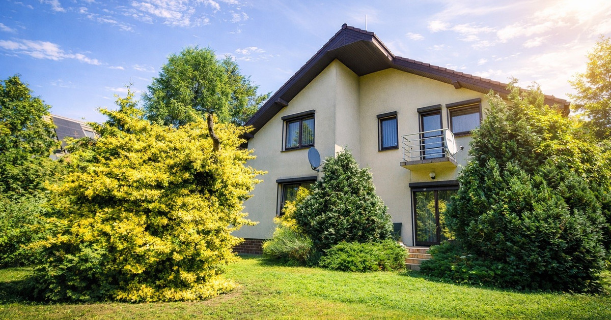 Zielone Smochowice | dom 250 m2 | dojrzały ogród | blisko Jeziora Kierskiego