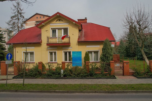 Dom na sprzedaż 220m2 kutnowski Kutno Staszica - zdjęcie 1