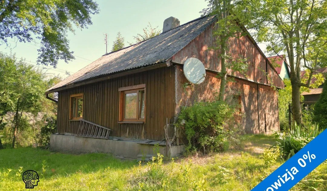 Klimatyczny drewniany domek 70m² w centrum Cięciny