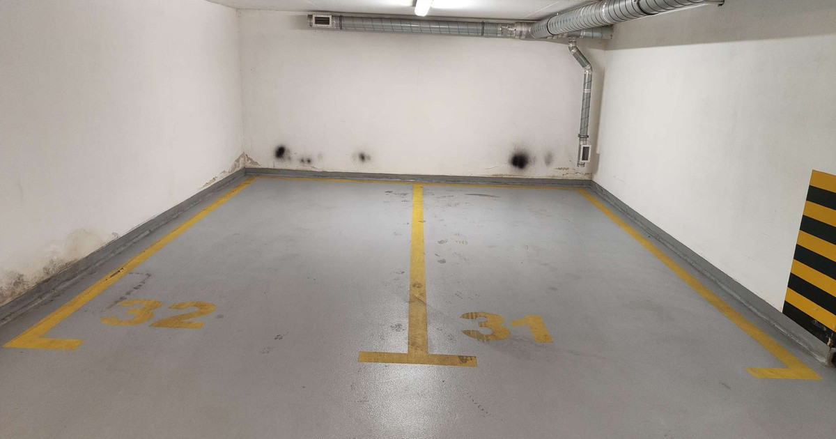 Miejsce w garażu podziemnym Wrocław, Nadodrze, Rydygiera, brama na pilota. BEZPO