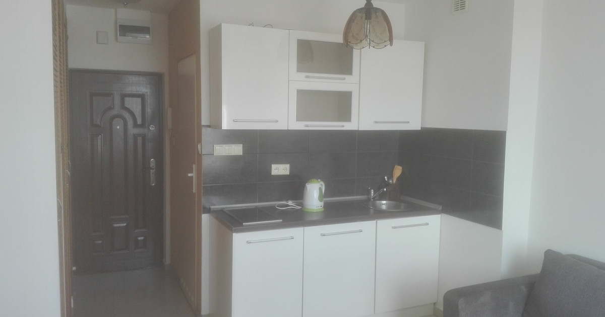 Sprzedam umeblowaną kawalerkę w Katowicach ul. Oswobodzenia