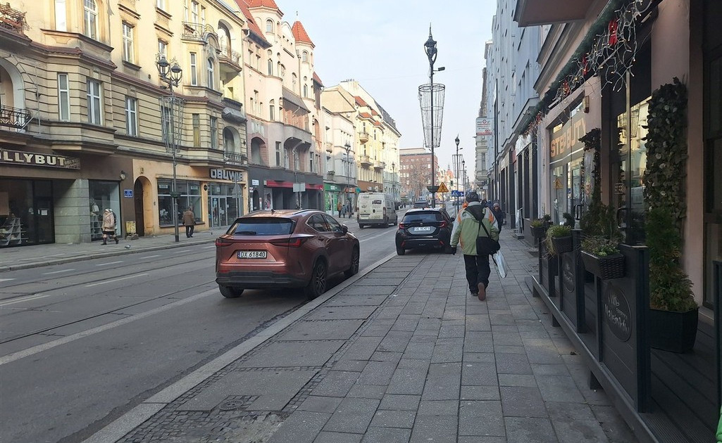 Lokal handlowy, usługowy do wynajęcia - Widok 2