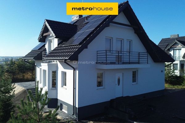 Ház, 235 m², telek 1000 m²