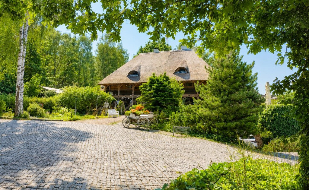 Nieruchomość komercyjna na sprzedaż - Widok 2
