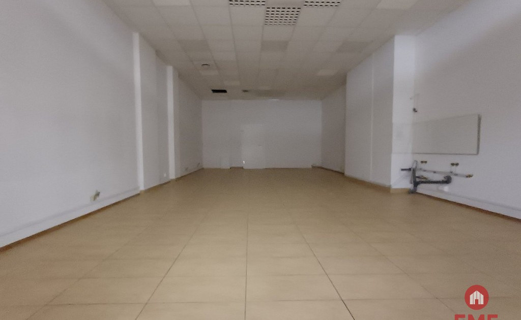 Lokal handlowy, usługowy na sprzedaż - Widok 2