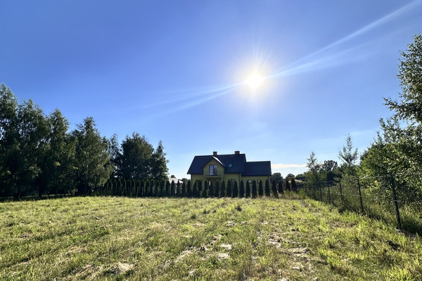 Grond, 1700 m²