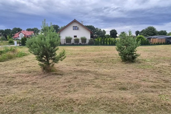 Działka na sprzedaż
