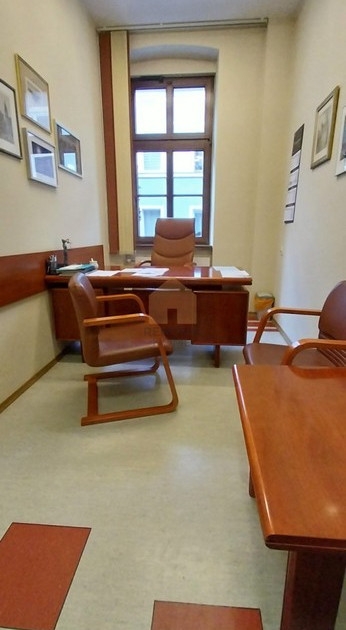 Lokal handlowy, usługowy na sprzedaż - Widok 2