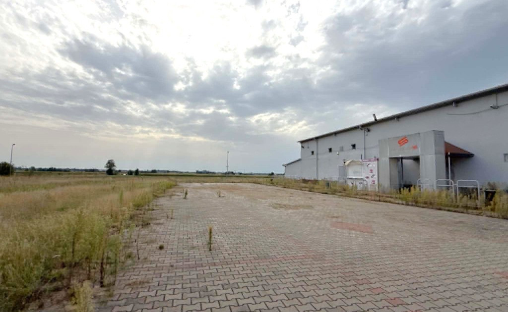 Nieruchomość komercyjna na sprzedaż - Widok 2