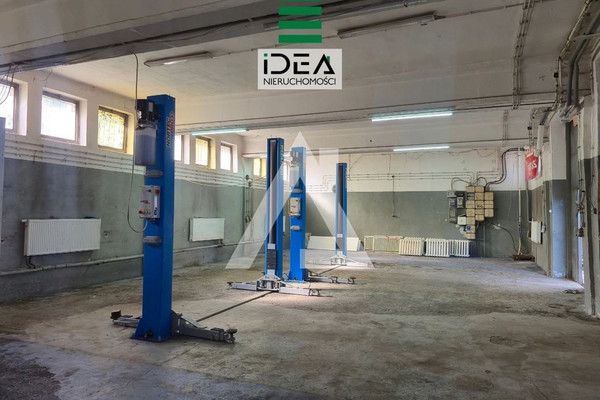 Poslovni prostor, 140 m²