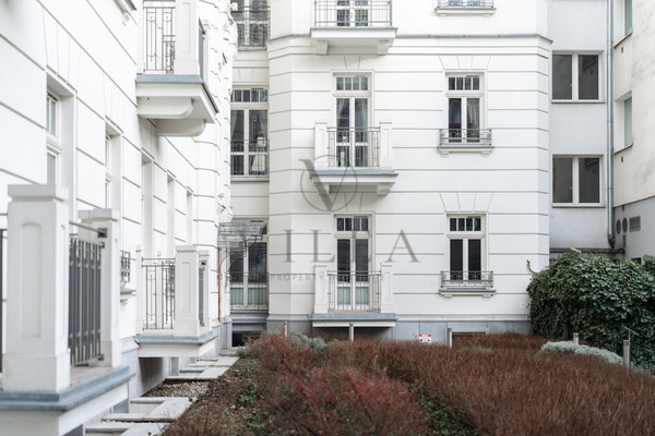 Lokal, 202 m²
