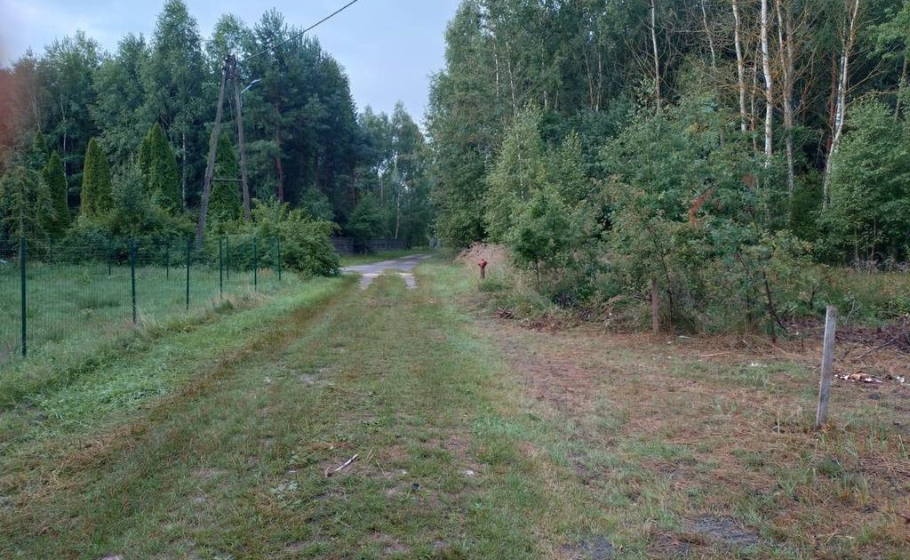 Działka na sprzedaż - Widok 2
