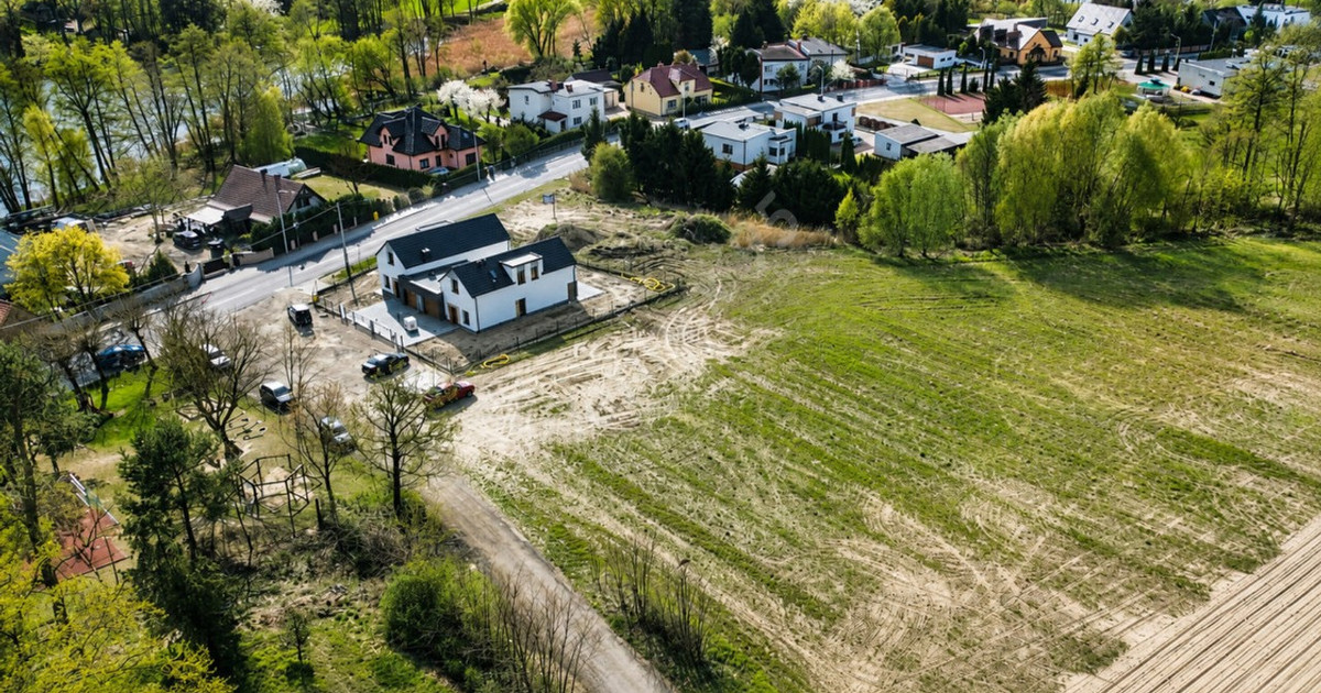 Działka na sprzedaż - Widok 2