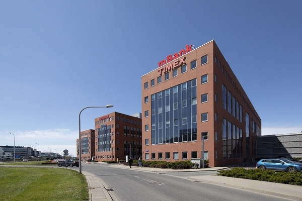 Poslovni prostor, 711 m²