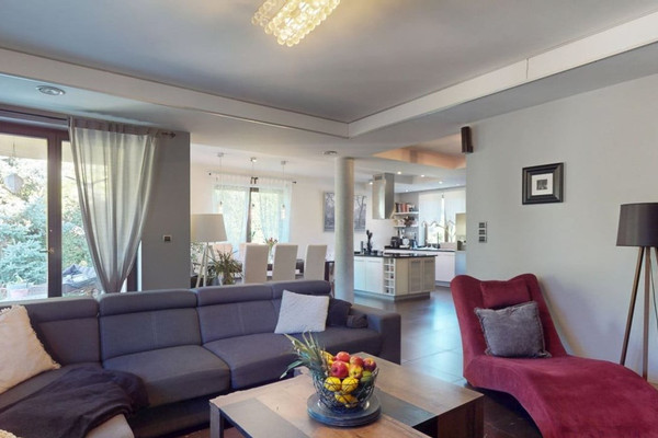 Casa, 186 m², terreny 612 m²