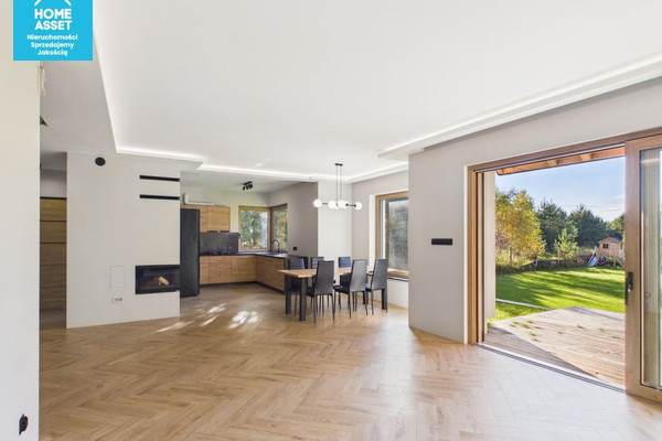 Будинок, 152 m², ділянка 1052 m²