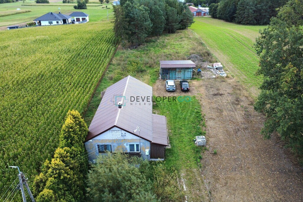 Kuća, 70 m², plac 5900 m²