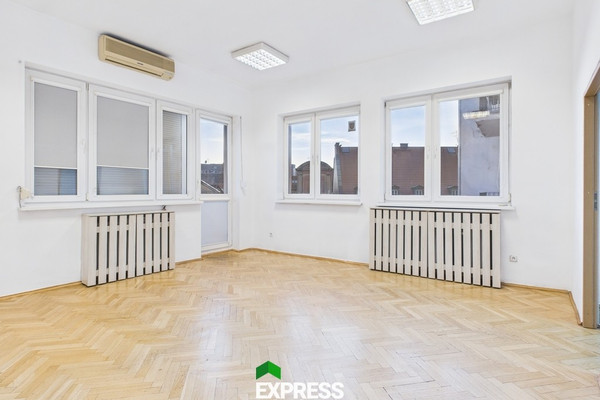 Bedrijfsruimte, 126 m²