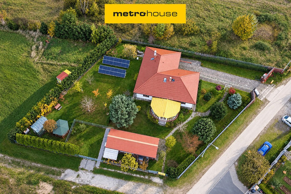 Maison, 194 m², terrain 1490 m²