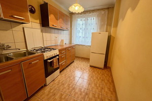 Mieszkanie 46,9 m² w centrum Kutna – 2 pokoje, balkon, piwnica