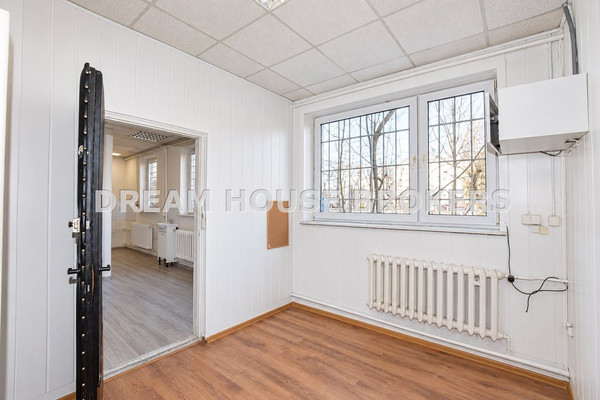 Poslovni prostor, 25 m²