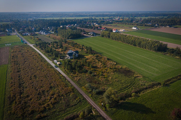 Telek, 3000 m²