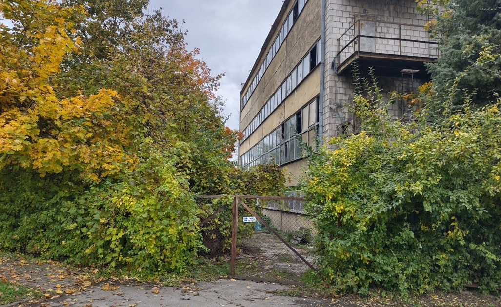 Nieruchomość komercyjna na sprzedaż - Widok 2