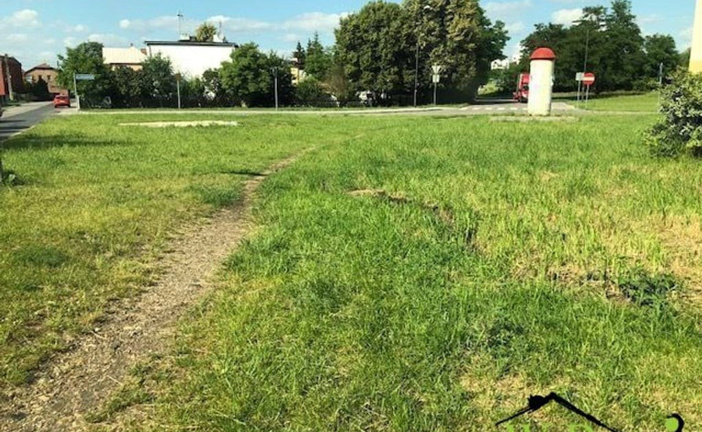 Działka na sprzedaż - Widok 2