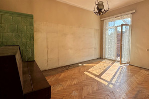 Mieszkanie 2 pokoje, balkon, kamienica, do remontu