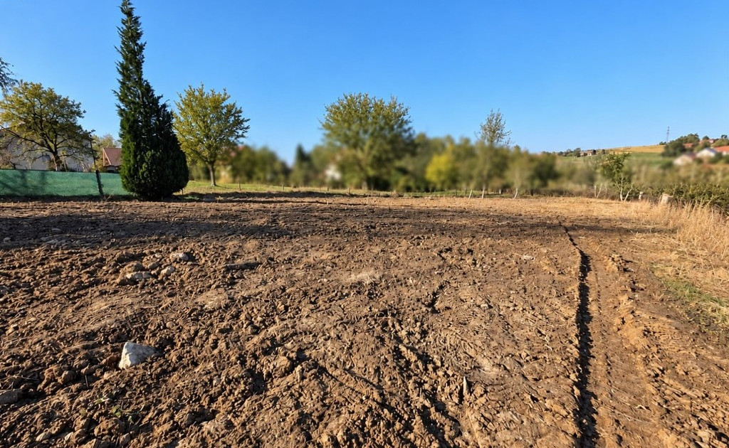 Działka na sprzedaż - Widok 2