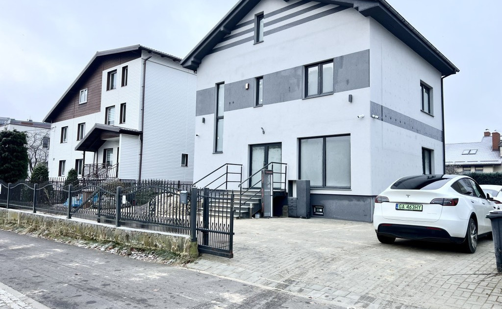 Lokal handlowy, usługowy do wynajęcia - Widok 2