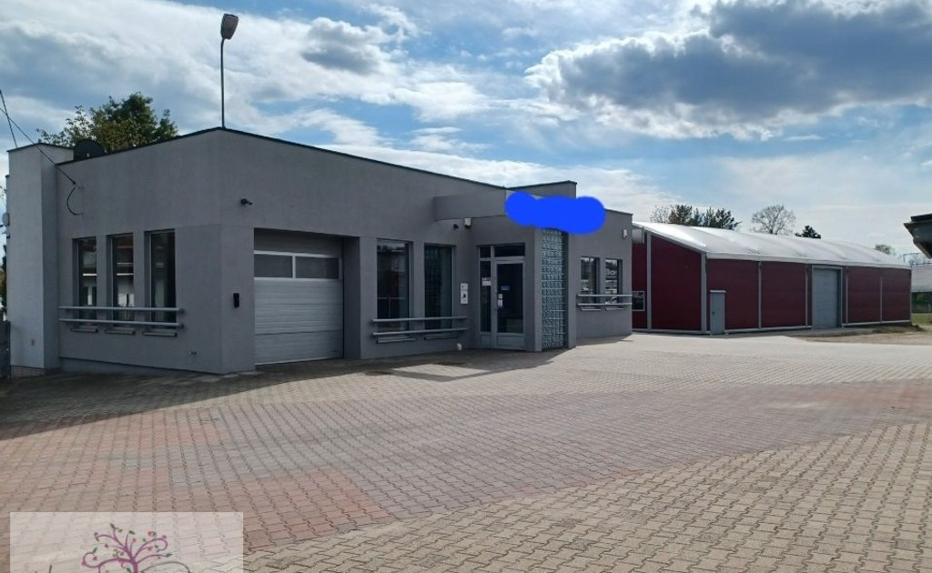 Nieruchomość komercyjna na sprzedaż - Widok 2