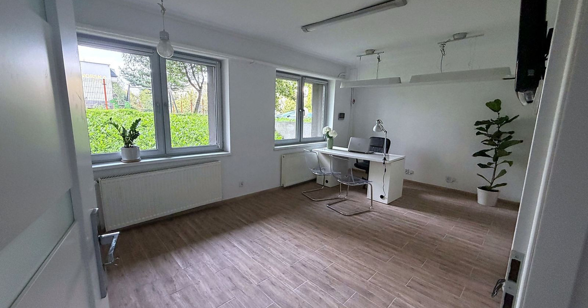 Biuro na sprzedaż - Widok 2