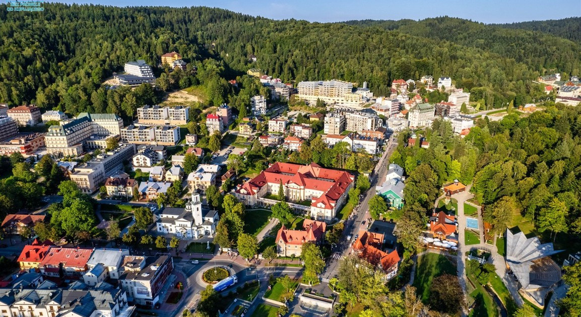 Pensjonat na sprzedaż - Widok 2