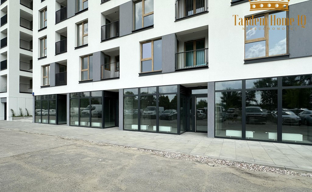 Lokal handlowy, usługowy do wynajęcia - Widok 2